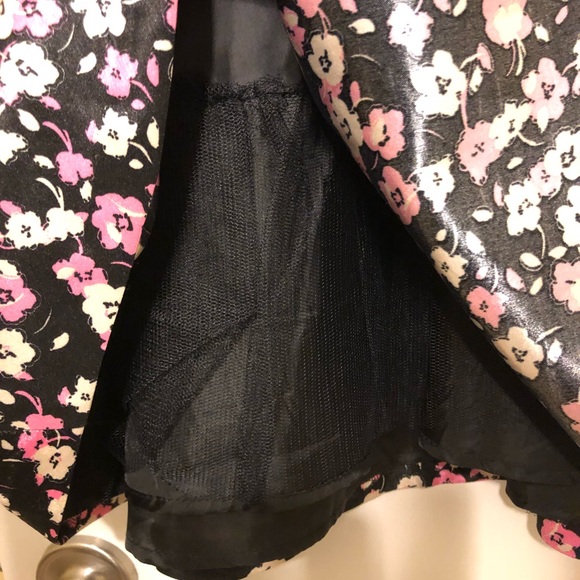 Taylor Flaired Floral Belted Dress - Picture 5 of 8